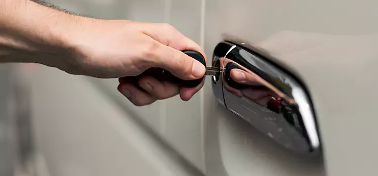 Why Choose Our Auto Locksmith Team in Melville, NY?